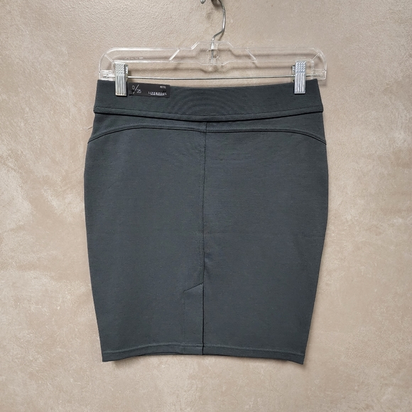 NWT Liverpool Stitch Fix Charcoal Grey Pencil Skirt Size 0/25 - Picture 9 of 10